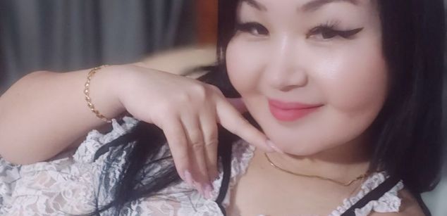 Model - YikuNakata mistress
