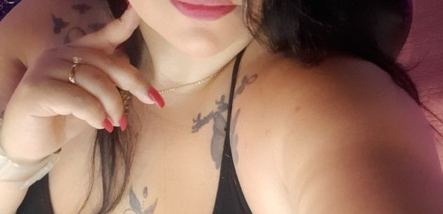 Model - Anyrebels pies