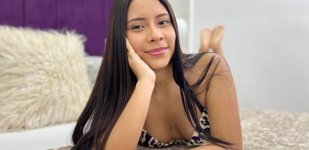 Model - DonnaFalcon pantyhose