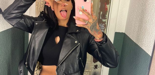 DeuxGold joi Model - DeuxGold joi