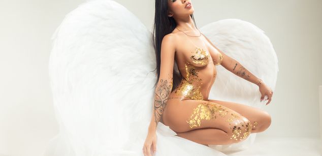 Model - KylieWhite joi