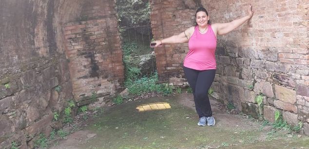 Model - Selene mature