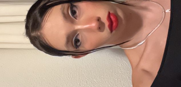 Model - Doja Alice Soto Mejia dominant