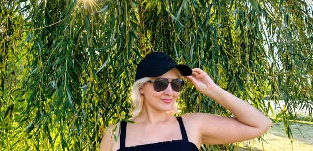 Model - Olisunny squirt