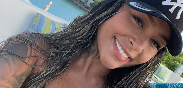 EllaRose squirt Model - EllaRose squirt