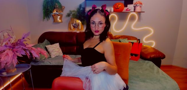 Model - StefanaJerome sweet