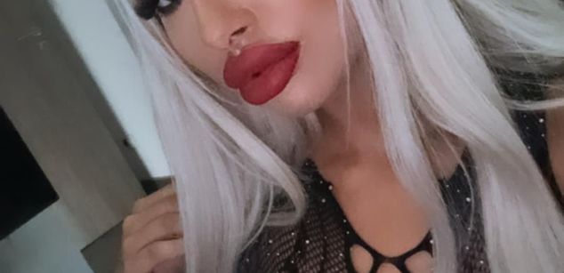 GoldenAmber pussy Model - GoldenAmber pussy