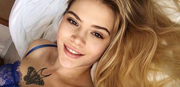 Manany fetish Model - Manany fetish