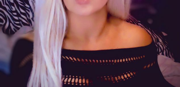 Model - ELIZABLUE4U2C gag