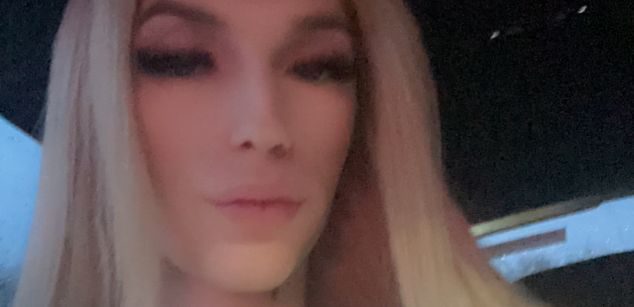 Model - itsminxbaby trans