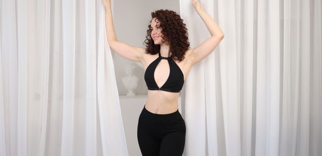 Kara joi Model - Kara joi