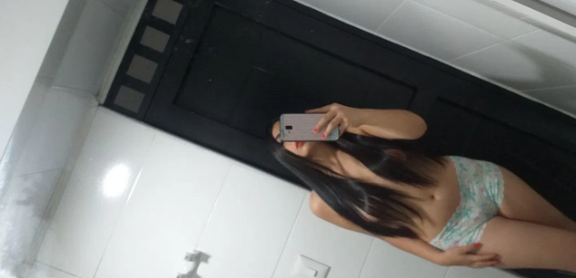 Ginebra bigass Model - Ginebra bigass