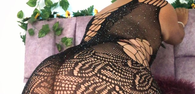 Model - EvelynTenderly latina