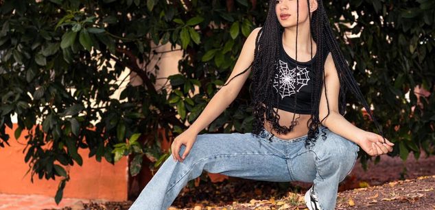 Alynn_Bri sensual Model - Alynn_Bri sensual