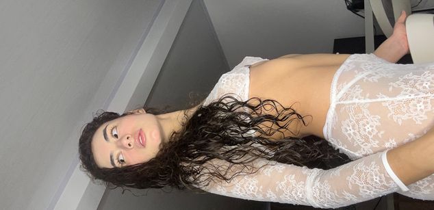 Alynn_Bri sensual Model - Alynn_Bri sensual