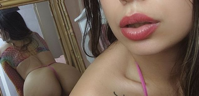 Sonia Juicy Big Ass feet Model - Sonia Juicy Big Ass feet