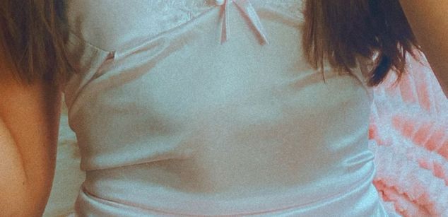 Model - Mia Jacson feet