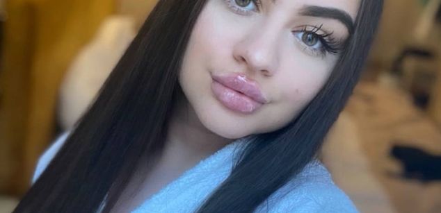 AishaDelRey oilshow Model - AishaDelRey oilshow