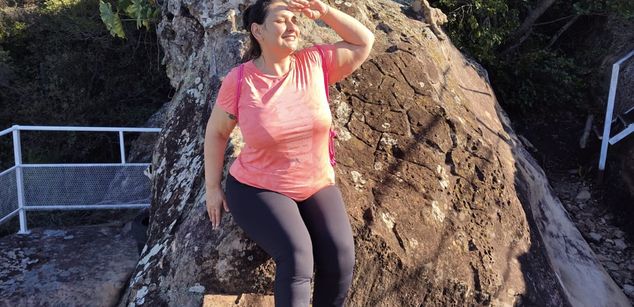 Model - Selene mature