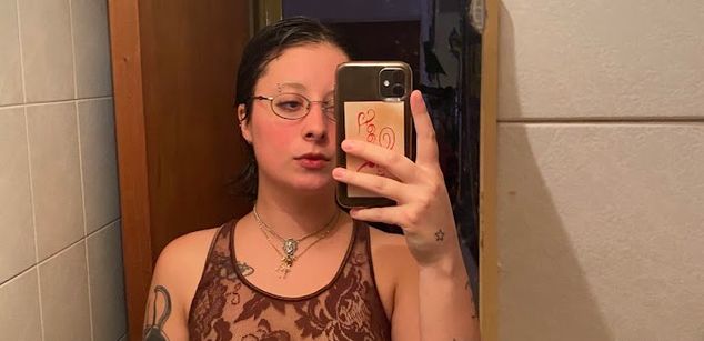 VERSATILE ANGEL KINKY Model - VERSATILE ANGEL KINKY