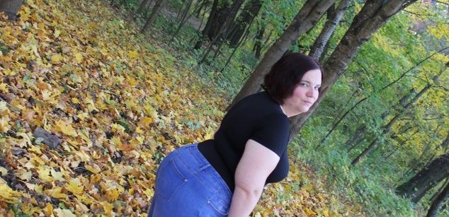 Model - Alexandra_Ray young