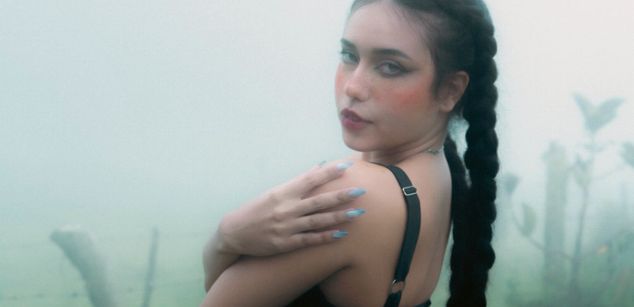 Lanaa squirt Model - Lanaa squirt