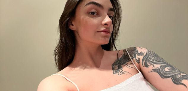Morena Dolce shaved Model - Morena Dolce shaved