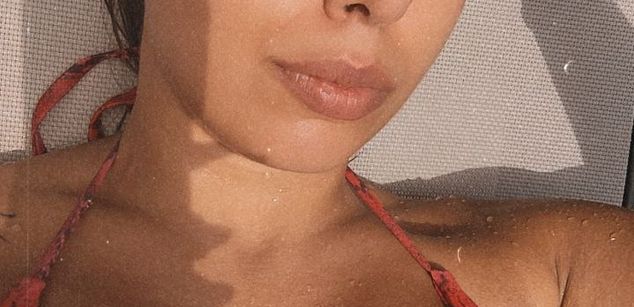 Sonia Juicy Big Ass feet Model - Sonia Juicy Big Ass feet