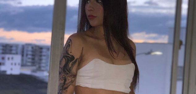 Violet Blaze feet Model - Violet Blaze feet