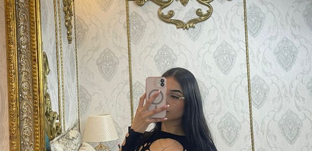 Cata Stones latina Model - Cata Stones latina