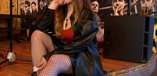 Model - LinaRose goddess