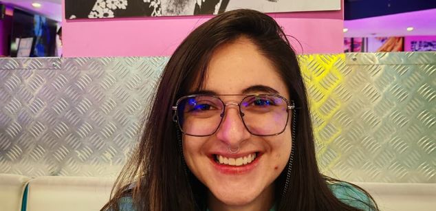 Model - DANI hairyarmpits