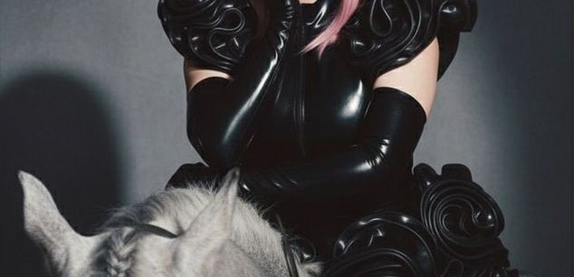 Ursula Evans latex Model - Ursula Evans latex