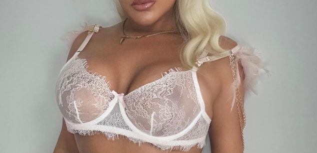 Ashleyy sexy Model - Ashleyy sexy