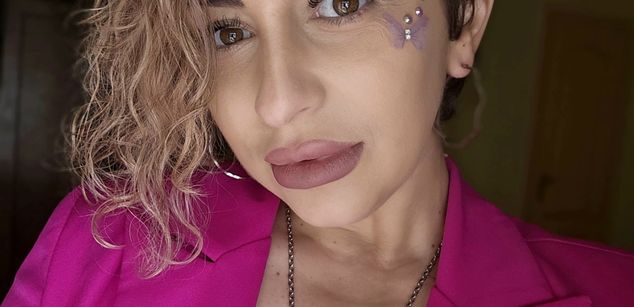 Model - ARUNY findom