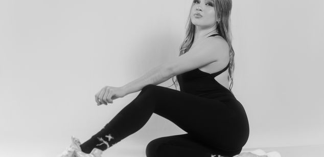 ZoeWillis domination Model - ZoeWillis domination