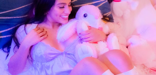 Model - Valery D. young