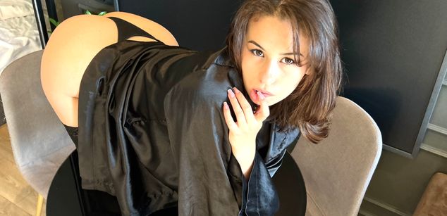 Valeria_Q Dildo Model - Valeria_Q Dildo