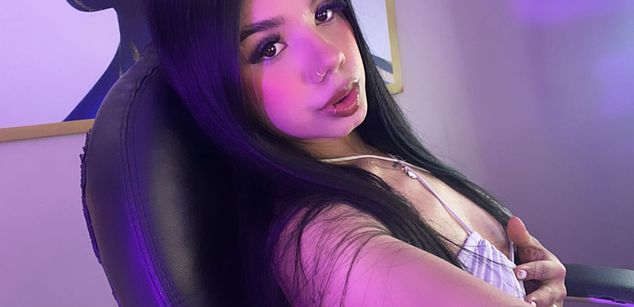 Model - VioletGrace bigass