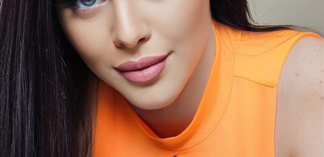 EvaDeen bigboobs Model - EvaDeen bigboobs