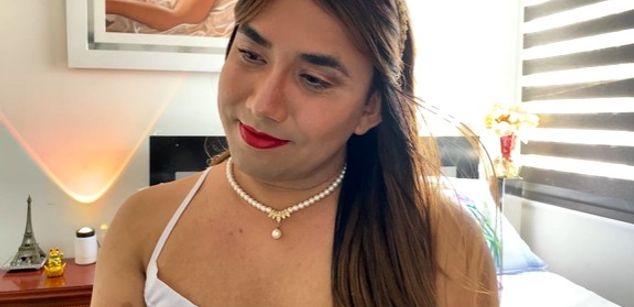 KIMORAH Cum Model - KIMORAH Cum