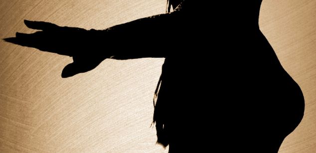 A.J Buttons Brunette Model - A.J Buttons Brunette