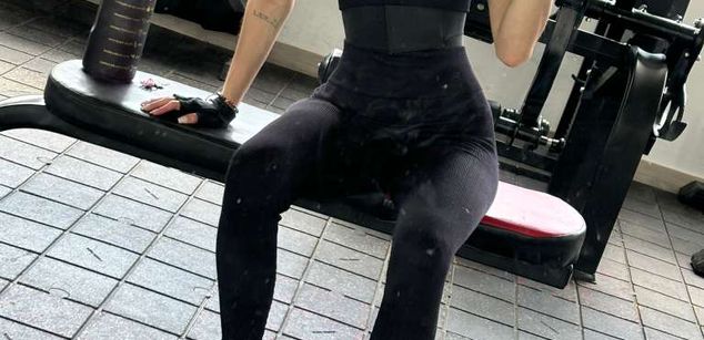 Model - Danny Cr feet