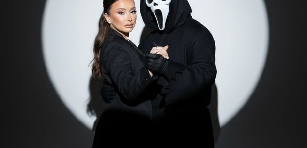 Model - WantedSugar boobs