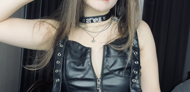 Model - VulgarLady69 Submissive