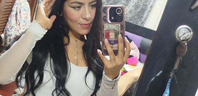 Model - JoyHills fetish