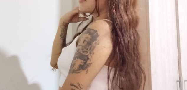 Model - JoyHills fetish