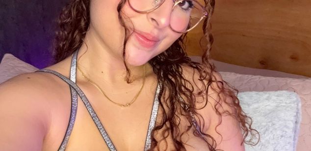 Model - Abby Luna Submissive