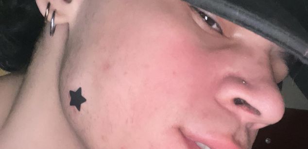 Model - Poysonsam bisexual