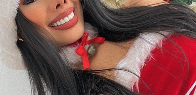 Model - MilaQueen love